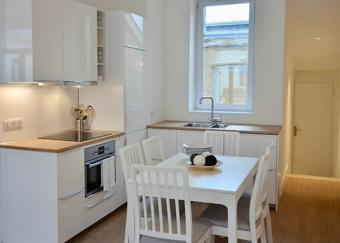 Arembault Apartment *